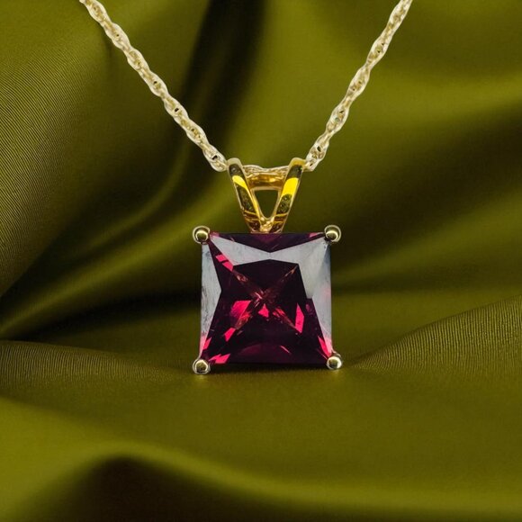 VINTAGE- 10K Gold -1.5CT. Natural Indian Garnet Necklace -18"- Rhodolite -1g - Picture 1 of 16